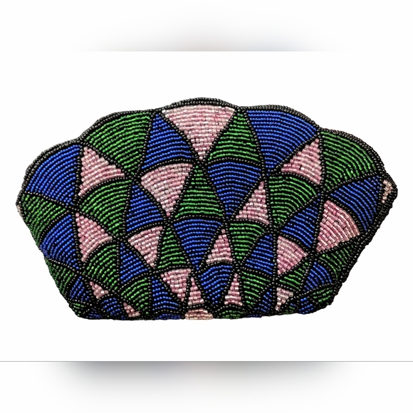 Vintage 80's Neiman Marcus Hand Beaded Shell Shaped Geometric Clutch with Zipper - Picture 3 of 5